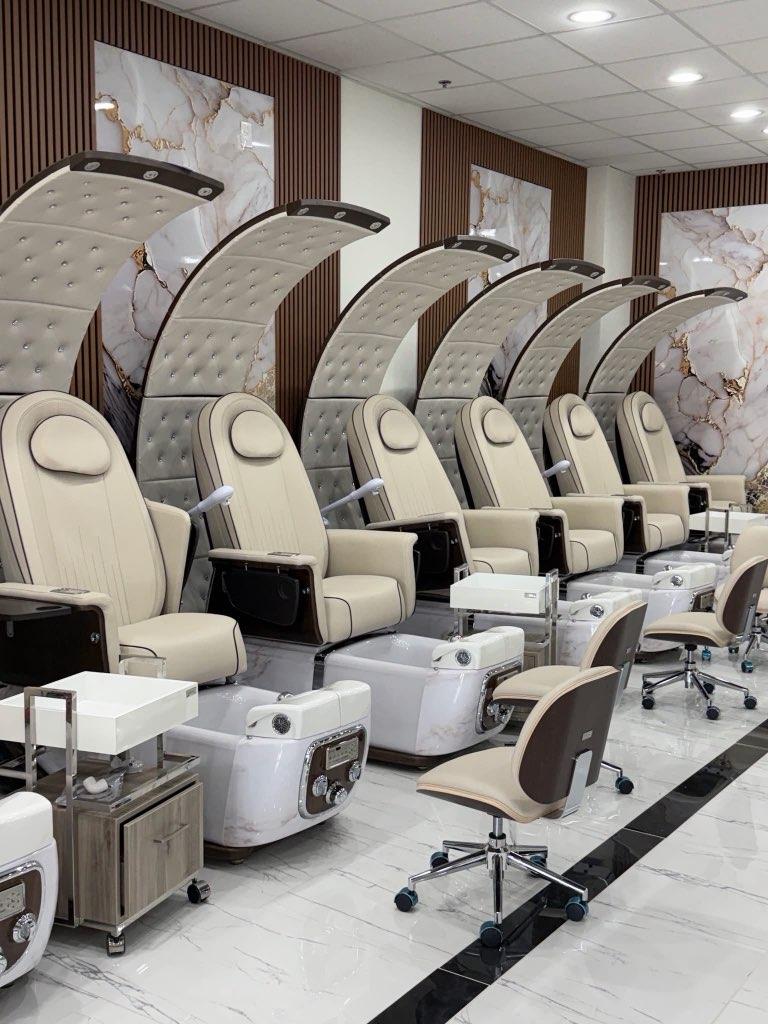 LV Nail Bar
